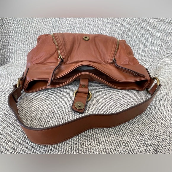 Brown Genuine Leather Hobo Bag with Slouch Design Shoulder Bag - Picture 14 of 16